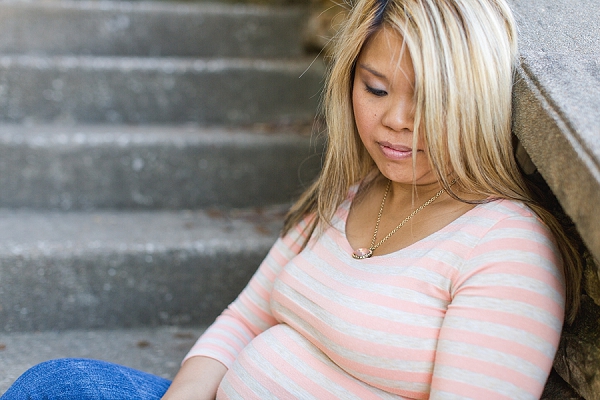dress the bump style the bump jean capris peach shirt