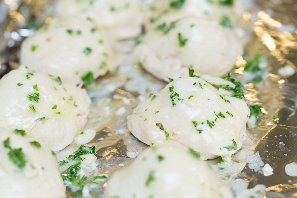 garlic parmesean biscuits with meatballs19