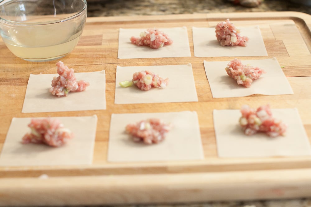 best simple wonton recipe ever how to make wonton soup | Easy Wonton Soup Recipe featured by top US food blogger, Sengerson