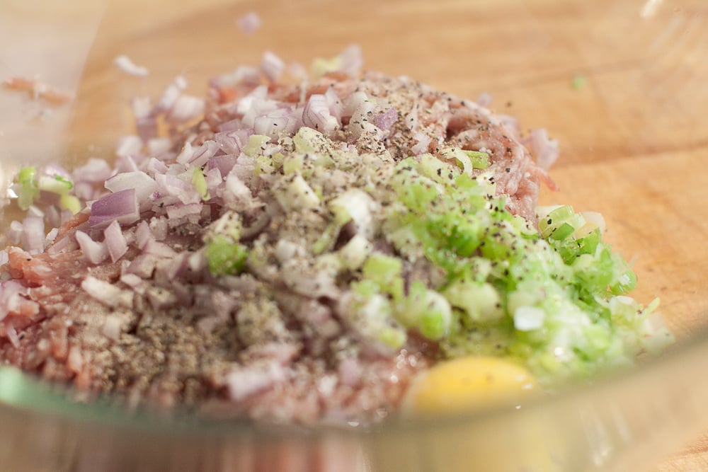 best simple wonton recipe ever6 | Easy Wonton Soup Recipe featured by top US food blogger, Sengerson