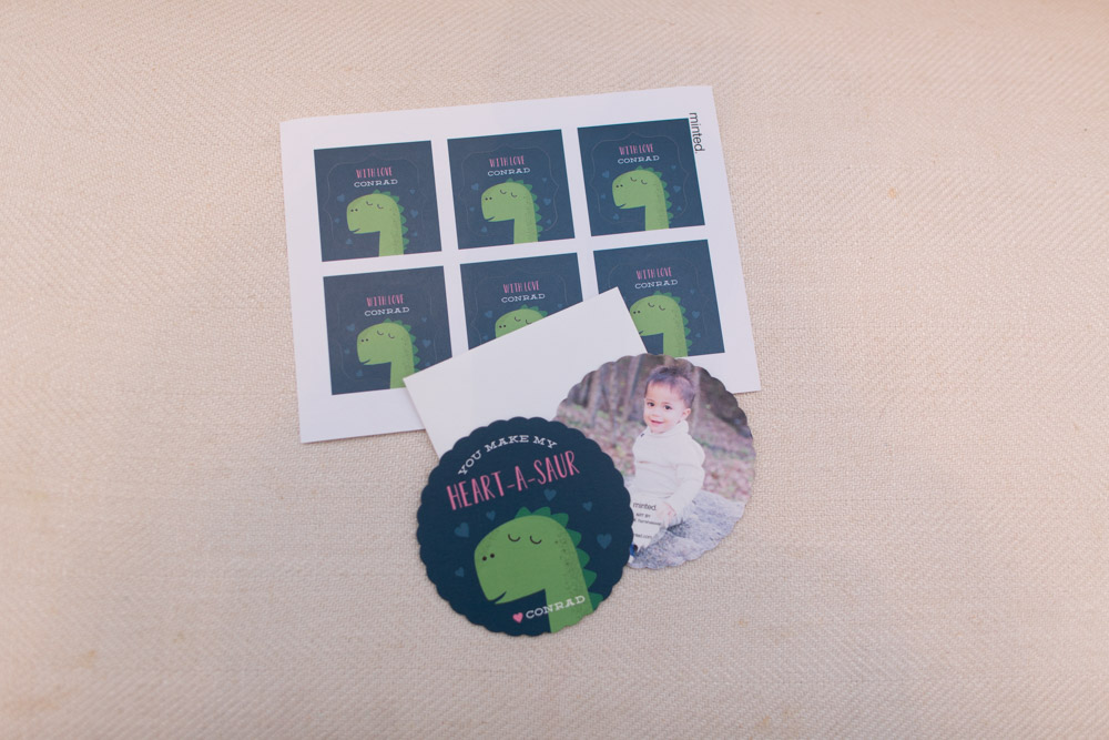 Cute classroom valentine with photo! that kids will love to pass out to their classmates!