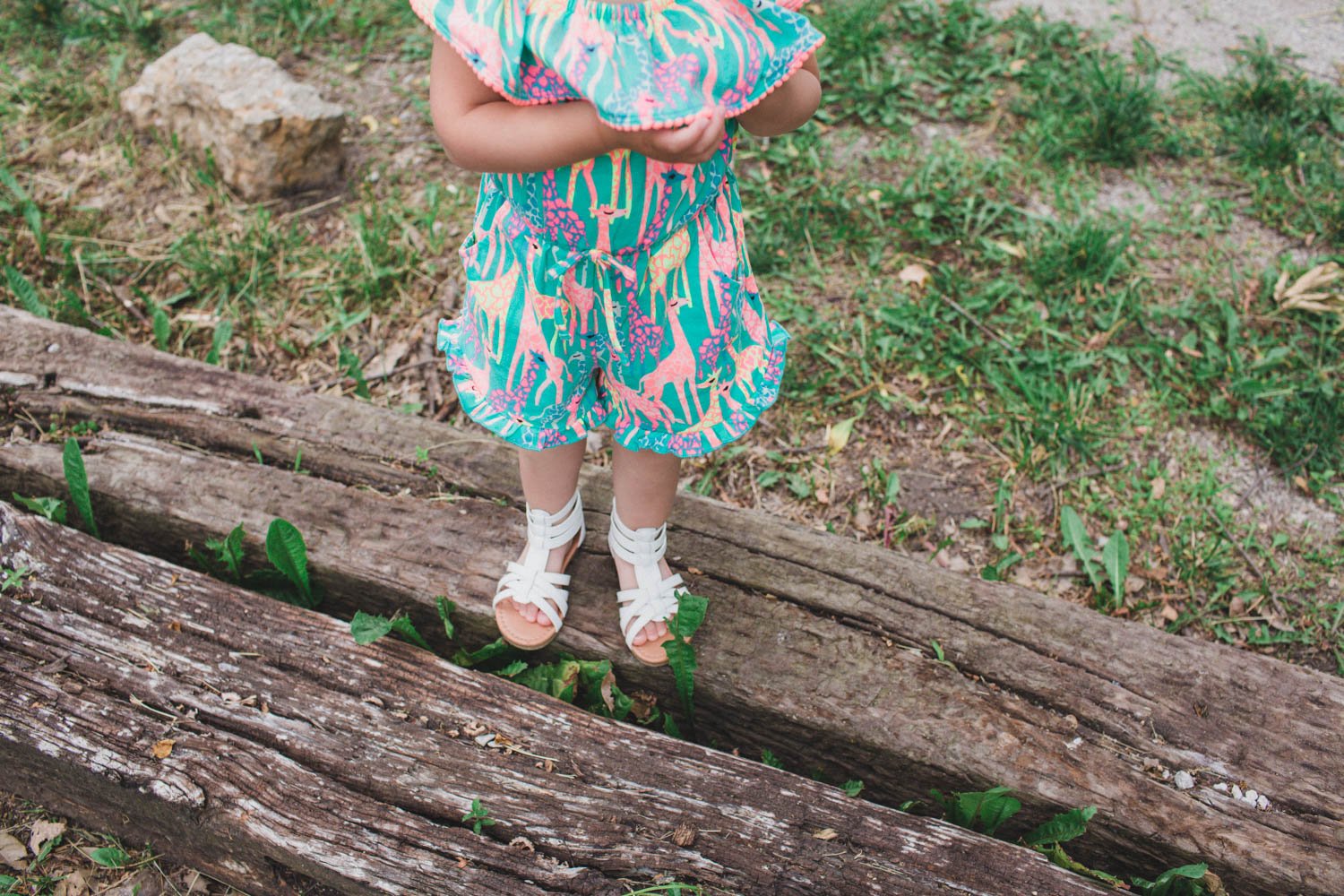 Giraffe Romper for Kids - Safari Zoo Jungle Themed Romper for little girls that is super adorable and cute! Great outfit for a two year old.