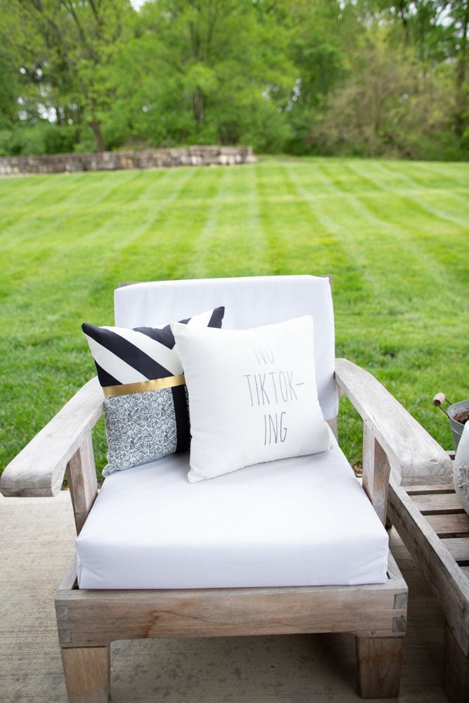 cricut throw pillows outdoors easy