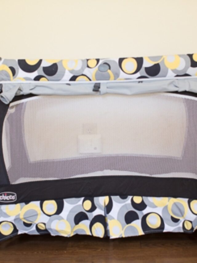 Playard vs. Mom's Guide Home DIY, Design, and Organization for Families Sengerson