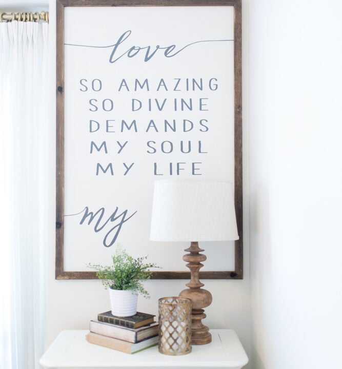 Benjamin Moore White Dove paint in a real bedroom