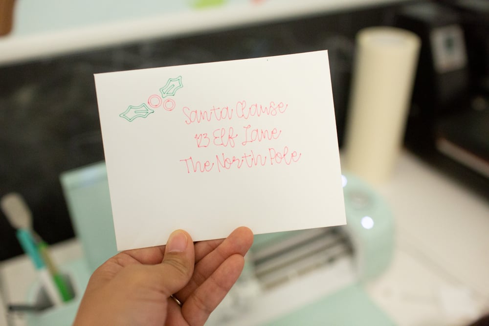 using markers and pens to write with cricut machine