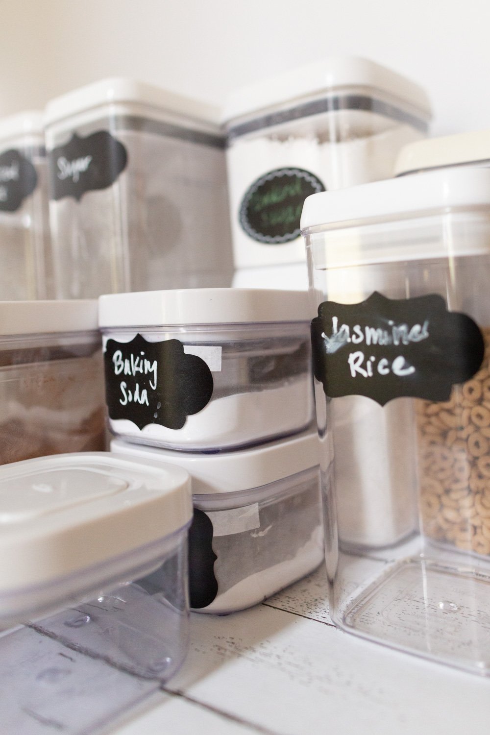 how to make pantry labels with Cricut Joy using Smart Label Writable Vinyl