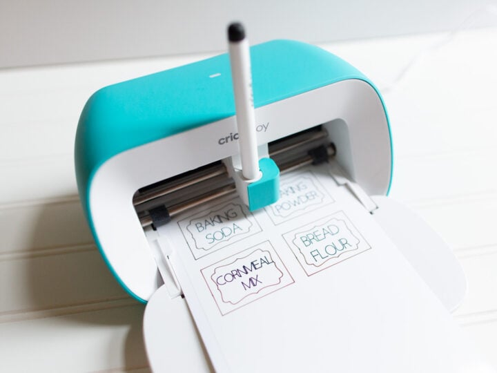 how to make pantry labels with Cricut Joy using Smart Label Writable Vinyl