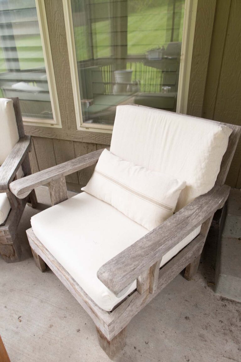 DIY Outdoor Cushion Covers with Zipper Tutorial (Easy & Cheap)