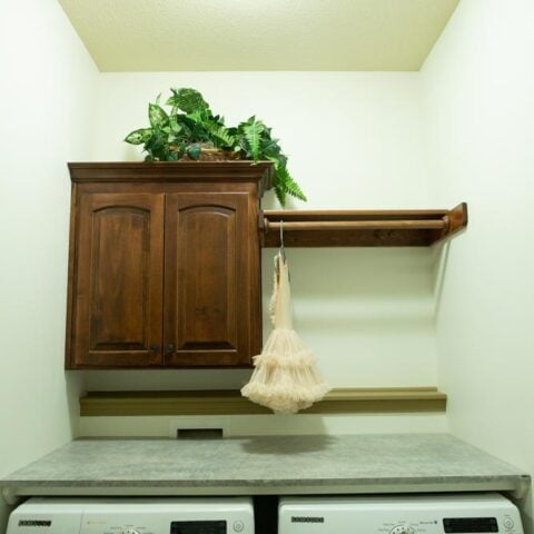 create countertop for laundry washer and dryer