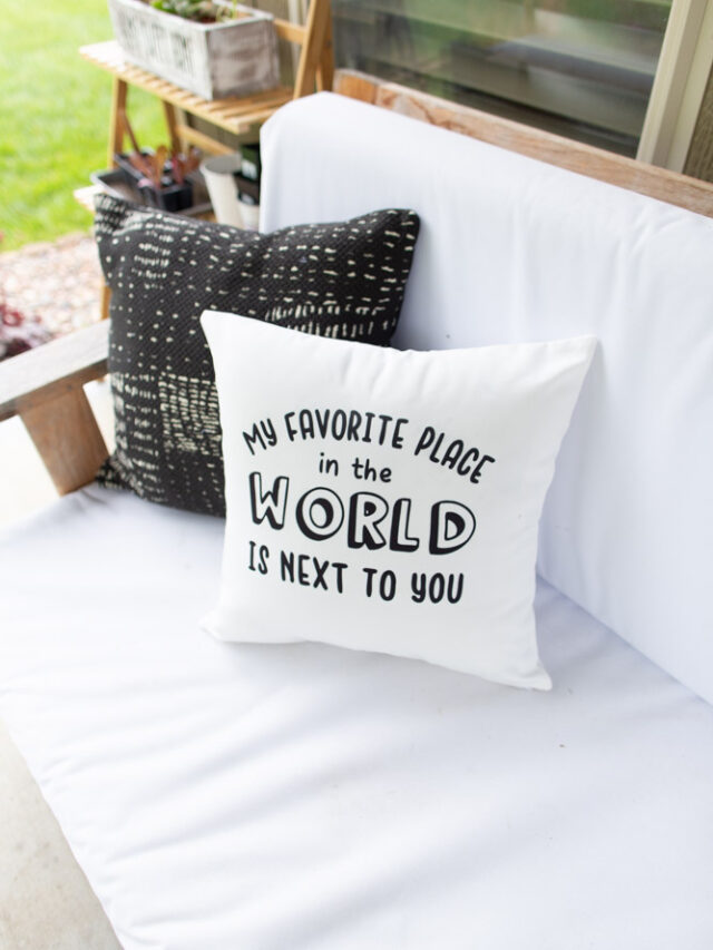 10Minute Cricut Pillow Covers Sengerson Home DIY, Motherhood, and Family Vacations Blog