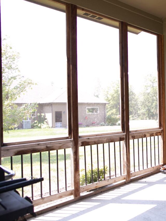Sunroom or Screened in Porch? Pros and Cons
