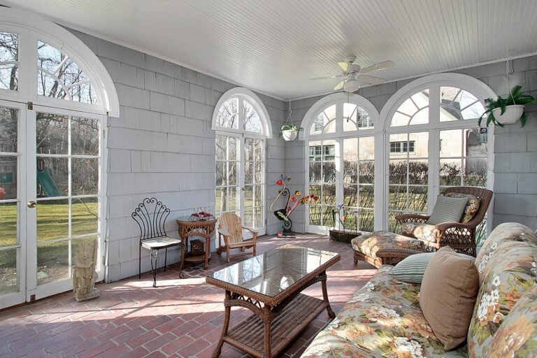 Sunroom vs Screened In Porch Comparison - Pros and Cons