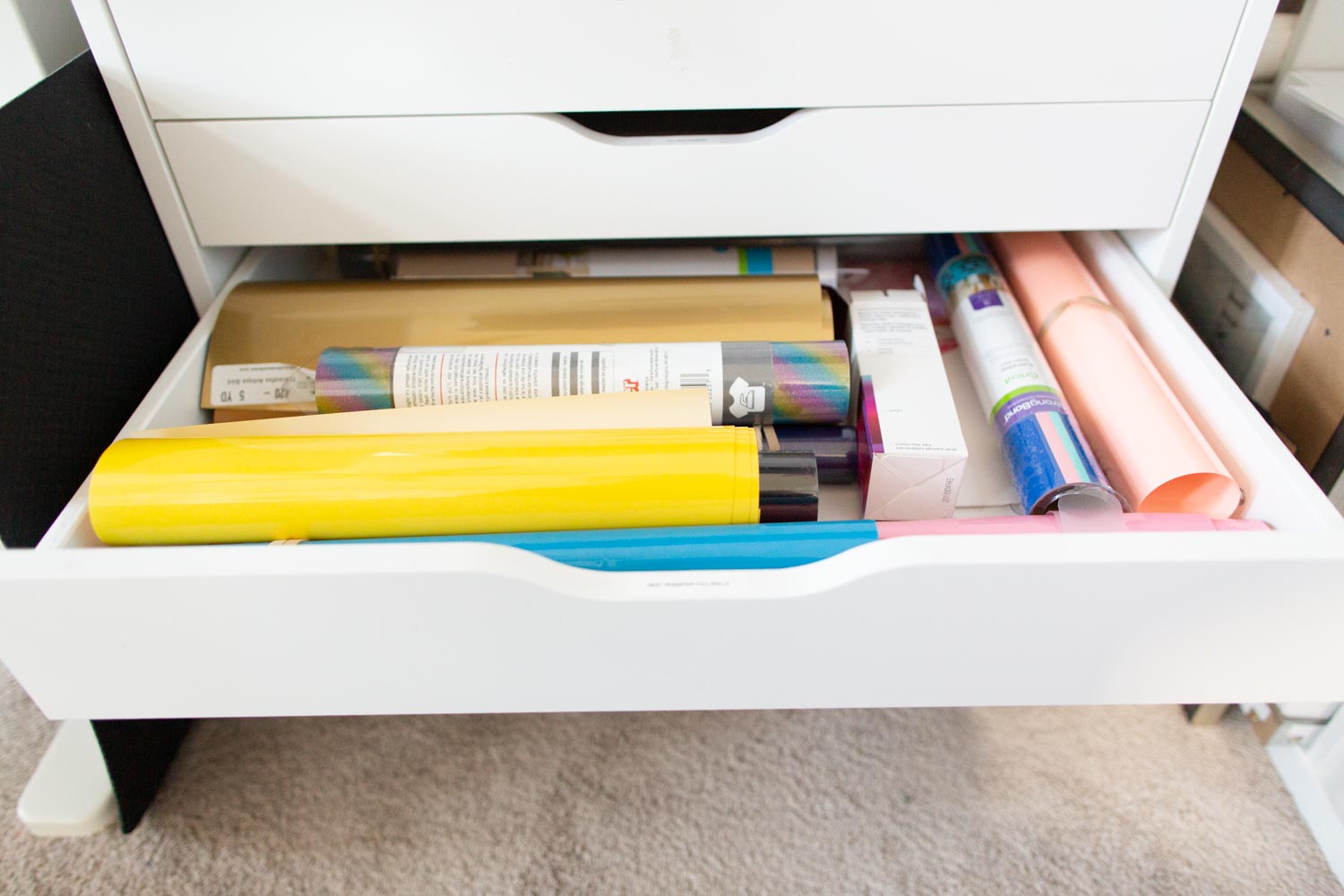 How to Organize Vinyl Scraps (Tips and Tricks)