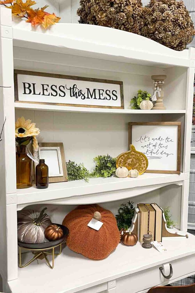 9 Easy Steps to Decorating a Console Table for Fall and Autumn