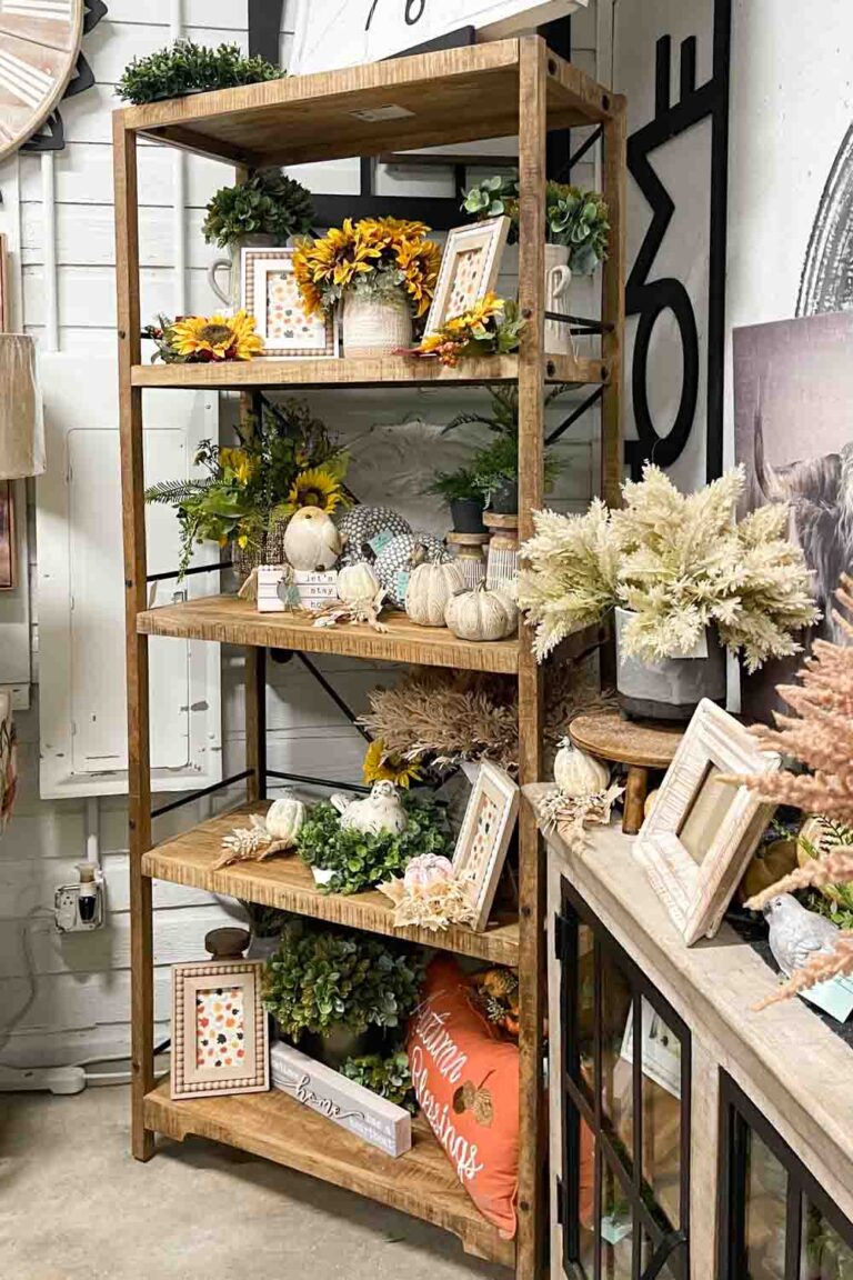 9 Easy Steps to Decorating a Console Table for Fall and Autumn