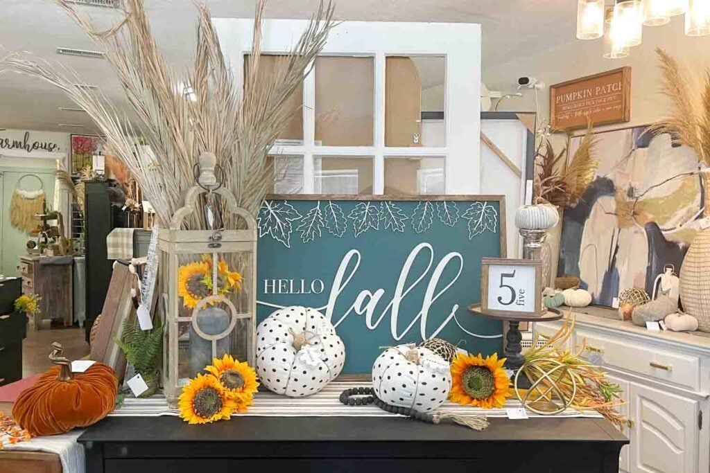 9 Easy Steps to Decorating a Console Table for Fall and Autumn